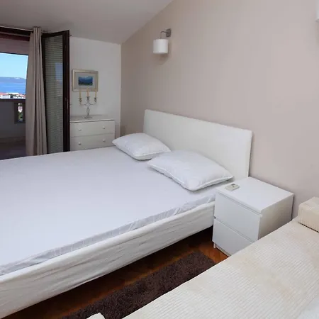 Daire Makarana Makarska