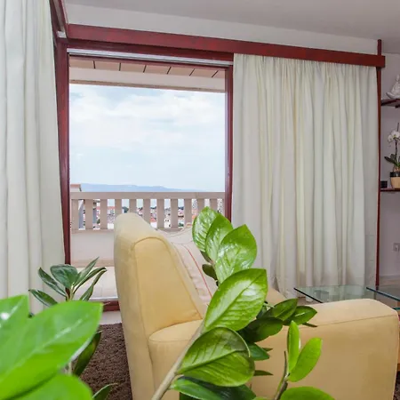 Makarana Apartament