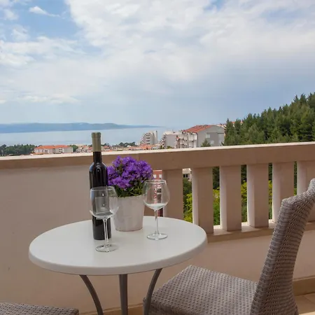 Apartament Makarana