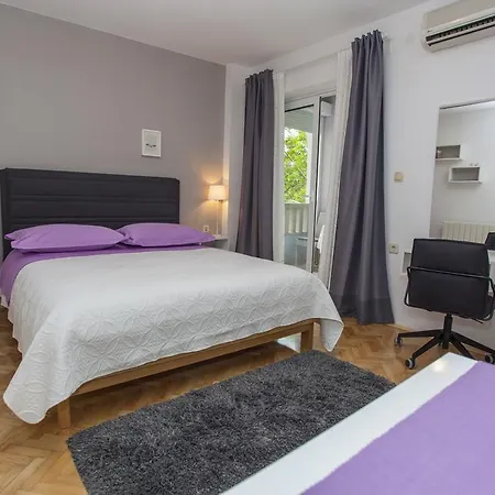 Apartament Makarana *