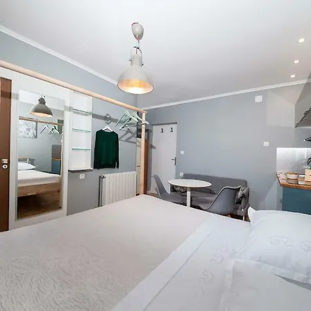 Apartament Makarana